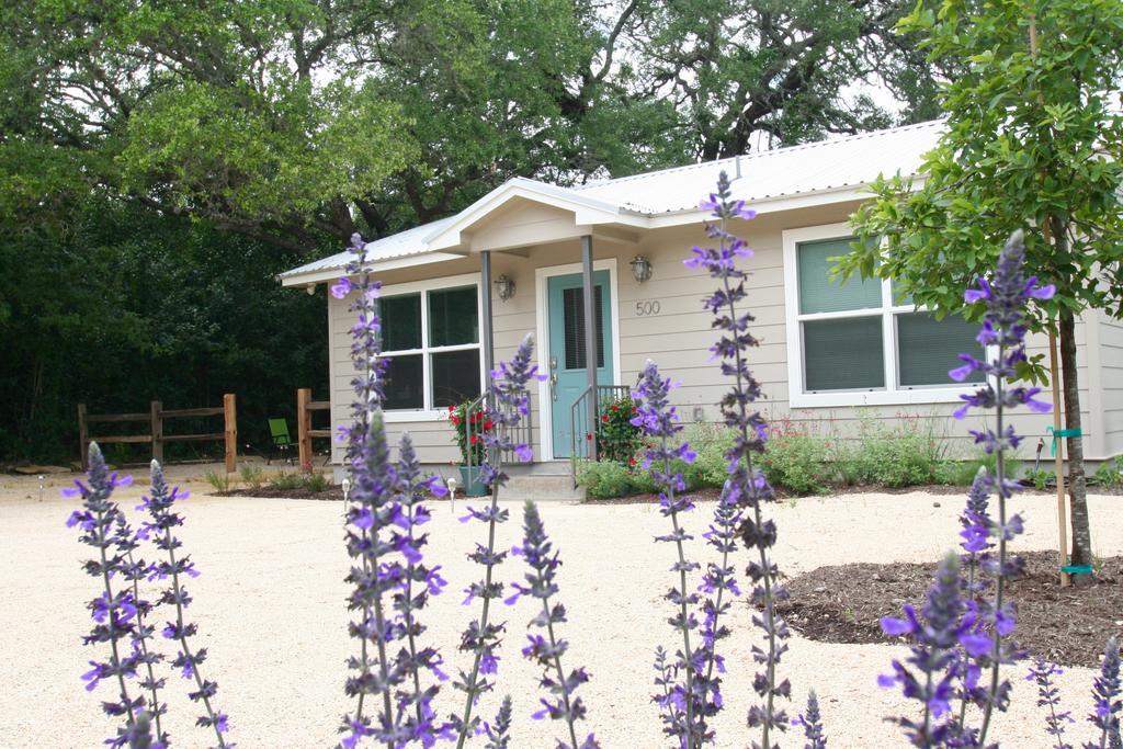 Bear Creek Cottage Manchaca Exterior photo