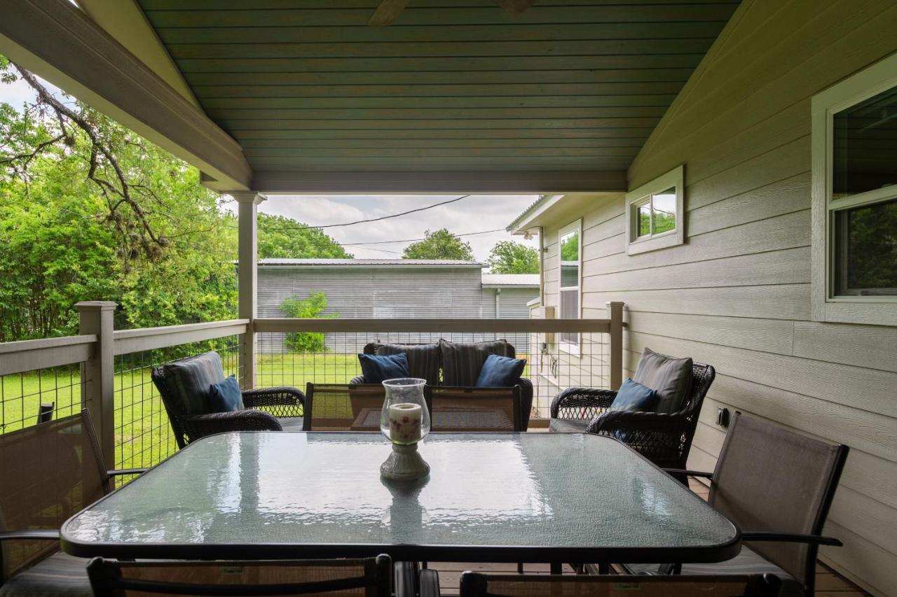 Bear Creek Cottage Manchaca Exterior photo
